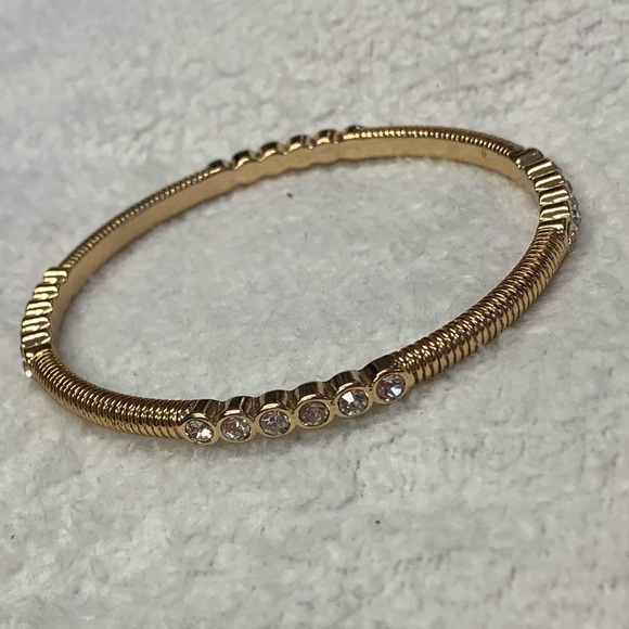 Graziano Gold Tone White Rhinestone Ribbed Bangle Bracelet - Picture 3 of 8